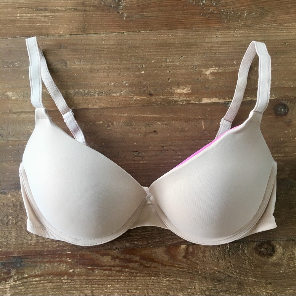 Victoria's Secret Pink essential nude push-up bra